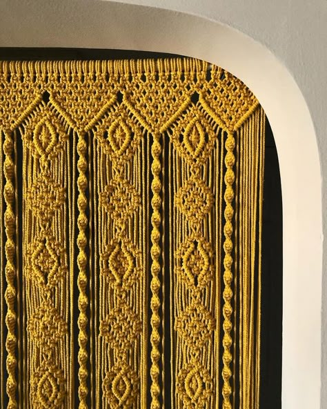 Macrame curtain pattern