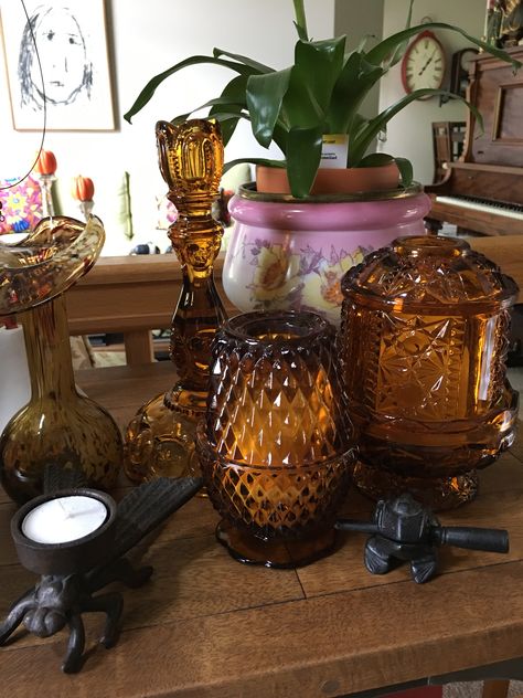 Amber Glass Aesthetic, Vintage Amber Glass Lamp, Antique Fairy Lamp, Fairy Lamps Vintage, Amber Glass Decor, Amber Lamps, Amber Decor, Dark Home Aesthetic, Whimsigoth Room