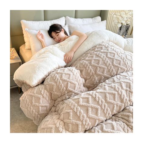 PRICES MAY VARY. ❄️【Soft Warm Thicken Shearling Blanket】A good night's sleep is an important part of your health - we can help you! These high-quality duvets are made of natural fibers. It can breathe and provide stable temperature for sleep. ❄️【Cold winter brings you endless warmth】Scientific sewing design increases comfort and elegance, and the filler will not shift or lump. Zero leakage or tear problems. There are side rings and corner rings/snap rings for you to hold the quilt cover in place Weighted Comforter, Bed Design Ideas, Media Furniture, Fall Bedroom, Quilt Comforter, Winter Blankets, Quilted Duvet, Warm Blanket, Bed Sets