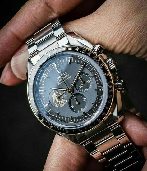 Luxury Omega Watches Speedmaster Omega, Stylish Watches Men, Gentleman Watch, Omega Speedmaster Moonwatch, Fancy Watches, Invicta Watches, Stylish Watches, Omega Speedmaster, Beautiful Watches