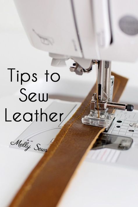 How to sew leather - tips and tricks for sewing leather successfully on a home sewing machine How To Sew A Leather Purse, Working With Leather Diy, Sewing A Leather Bag, Using A Sewing Machine For Beginners, Sewing Leather Bags Tutorials, Beginner Leather Projects Ideas, Leather Purse Patterns Free, Leather Tooling Patterns For Beginners, Leather Sewing Projects