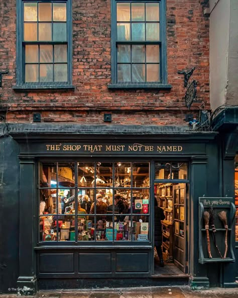 Street Evolution on Twitter: "𝐓𝐡𝐞 𝐔𝐫𝐛𝐚𝐧𝐭𝐞𝐥𝐥𝐞𝐫: Don’t say his name... https://t.co/SOhnf5qfTO" / Twitter Victorian Street, England Aesthetic, Bookstore Cafe, York England, Storefront Design, Dream Library, Great Names, Shop Fronts, Rishikesh