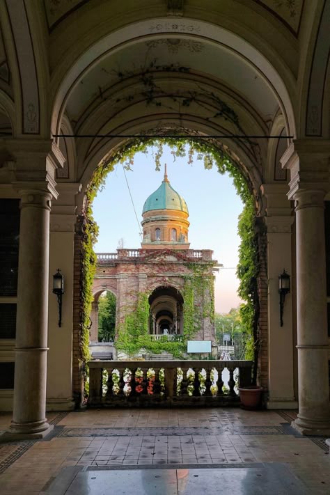 Zagreb’s Mirogoj Cemetery Is an Underrated Tourist Attraction in Croatia Zagreb Photoshoot, Zagreb Croatia Aesthetic, Inter Railing, Croatia Pictures, Croatia Zagreb, Slovenia Travel, Croatia Holiday, Zagreb Croatia, Urban Park