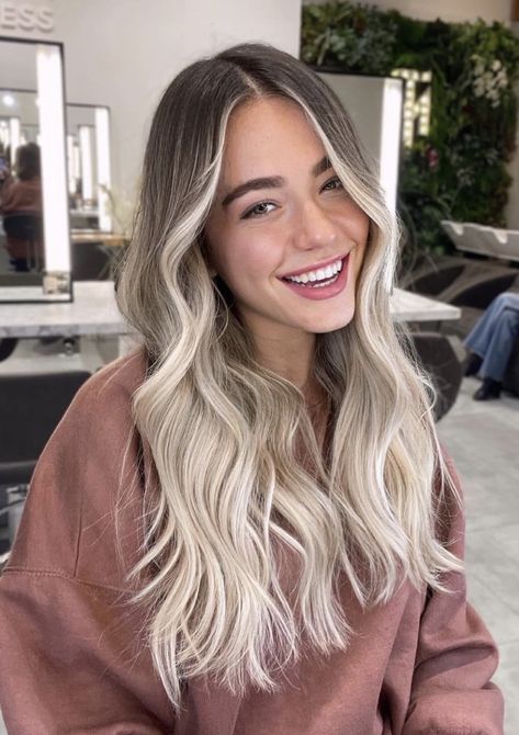 Blond Balayage Dark Roots, Blond Balayage Hair With Money Pieces, Medium Brown Hair Blonde Balayage, Long Ombre Hair Blonde, Platinum Blonde Hair Balayage Dark Roots, Baylage Blonde Dark Roots, High Impact Balayage, Brunette To Blonde Balayage Hair Medium, Balayage Dark Roots To Blonde