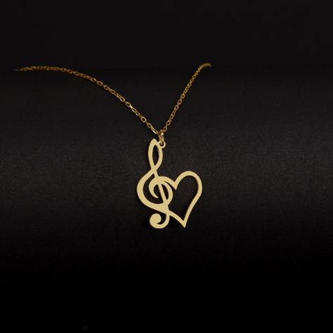 S Pendant Letter Gold, Pendant Gold Design, Musical Note Jewelry, Treble Clef Necklace, Necklace With Heart, Pretty Jewelry Necklaces, Musician Gifts, Treble Clef, Couple Jewelry