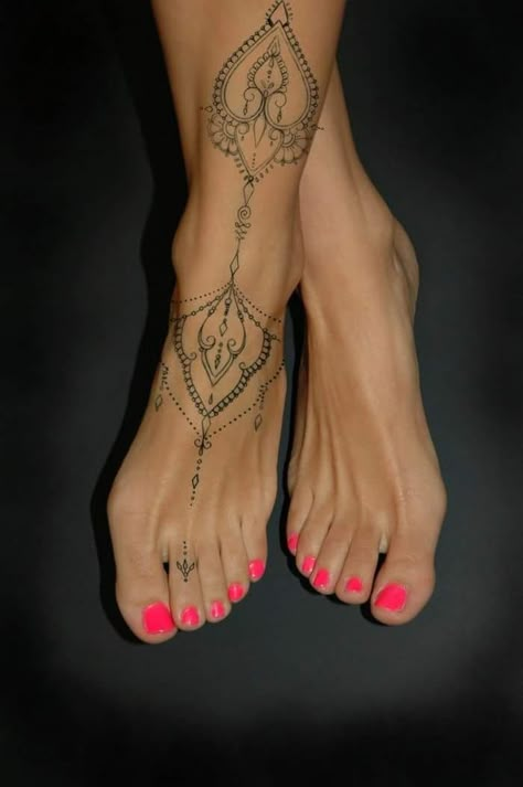 Boho Feet Tattoo, Boho Foot Tattoo, Tattoo On Feet For Women, Foot Ankle Tattoos For Women, Feet Tatoos Woman, Elegant Foot Tattoos For Women, Tattoo Feet Women, Foot And Ankle Tattoos For Women, Cute Feet Tattoos