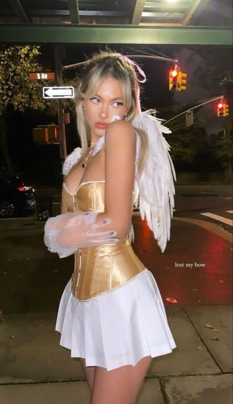 Blonde Halloween Costumes, Angel Halloween Costumes, Classy Halloween Costumes, Fashion Outfits Dresses, Hot Halloween Outfits, Hot Costume, Pretty Halloween Costumes, Holloween Costume, Cute Couple Halloween Costumes