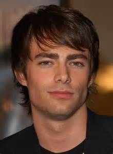 Jonathan Bennett Aaron Samuels, Brad Pitt Hair, Jonathan Bennett, Romantic Men, Chad Michael Murray, Daniel Radcliffe, Channing Tatum, Hot Actors, Actor Photo