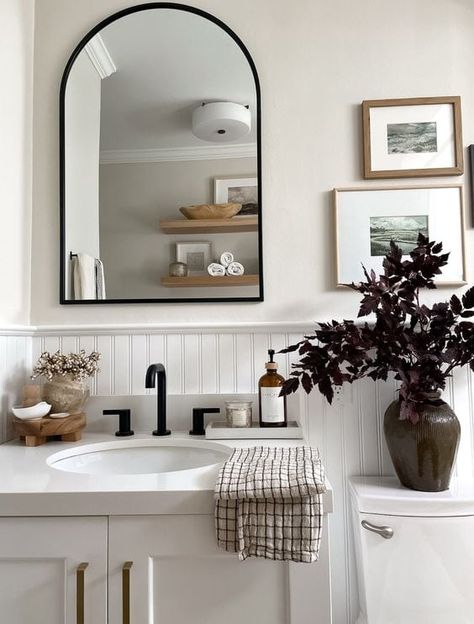 Modern Farmhouse Bathroom, Downstairs Bathroom, Chic Bathrooms, Bathroom Inspiration Decor, Upstairs Bathrooms, House Bathroom, White Bathroom, Bathroom Makeover, Bathroom Renovation