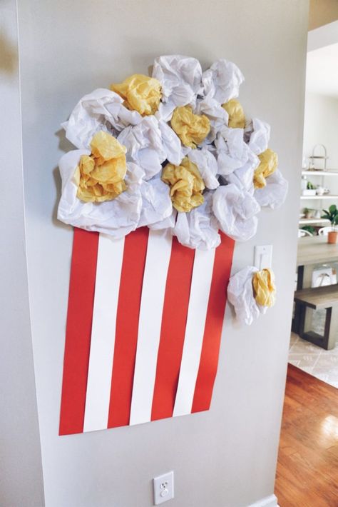 Popcorn Movie Birthday Party, Movie Day Decorations, Movie Day Birthday Party, Movie Party Ideas Decorations, Movie Themed Decor, Movie Theater Theme Birthday Party, Movie Theater Party Decorations, Movie Night Diy Decorations, Movies Birthday Party Ideas