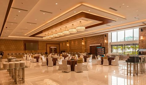 Wedding Banquet Hall, Auditorium Design, Function Hall, Convention Hall, Pop False Ceiling Design, Community Halls, Party Hall, Hall Interior Design, Event Hall