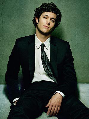 Be still my heart, Dave Rygalski/Seth Cohen! | Lindsay in Progress Oc California, Babette Ate Oatmeal, Gilmore Guys, The O.c., Adam Brody, A Man In A Suit, The Dictator, Man In A Suit, Robert Sheehan