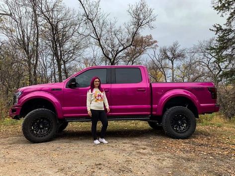 Pink Ford F150, Black Truck With Pink, Muddy Girl Camo Truck, Girl Truck Accessories, Pink Lifted Trucks, Dodge Ram Truck Accessories, Pink Chevy Trucks, Pink Trucks, Girl Truck