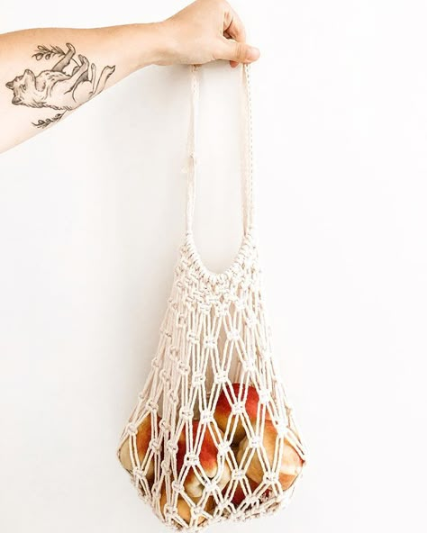 Macrame Mesh Bag, Macrame Onion Bag Diy, Macrame Potato Bag Diy, Macrame Market Bag Tutorial, Macrame Vegetable Bag Diy, Macrame That Sells, Macrame Shopping Bag Diy, Macrame Veggie Holder Diy, Diy Farmers Market Bag