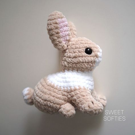 Firefox the Realistic Fox · Amigurumi Crochet Pattern - Sweet Softies Crochet Fox Pattern Free, Crochet Rabbit Free Pattern, Learning Crochet, Crocheted Fox Pattern, Crochet Plushie, Cozy Crochet Patterns, Crochet Disney, Crochet Bunny Pattern, Easter Crochet Patterns