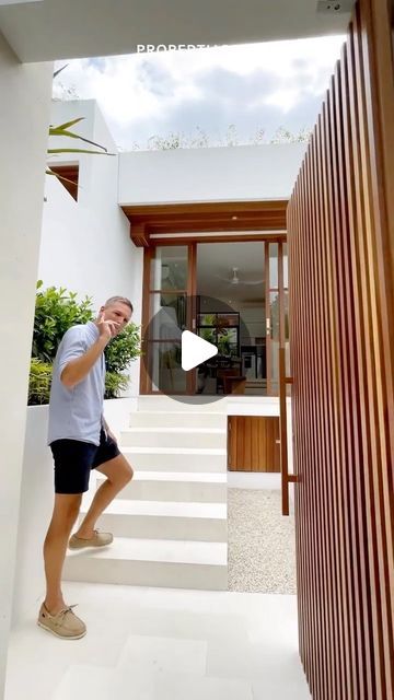 Real Estate Agency In Bali | Selling Villas & Land on Instagram: "PPV2983 • QUICK TOUR! GORGEOUS JAPANDI-STYLE VILLA PROJECT IN PERERENAN ✨ __ Contact our team to request a visit or any other inquiries! Direct Message or WhatsApp: ＋62 818 0888 7711⁠⁠⁣⁣⁣⁣⁣⁣⁣⁣ contact@propertiabali.com⁠⁠⁣⁣⁣⁣⁣⁣⁣⁣ ⁠⁠⁣⁣⁣⁣⁣⁣⁣⁣www.propertiabali.com⁣⁣ PROPERTIA BALI is a fully licensed real estate agency⁠⁠⁣⁣⁣⁣⁣⁣⁣⁣. (AREBI-LSP certified / SIU-P4)⁠⁠⁣⁣⁣⁣⁣⁣⁣⁣ #bali #balirealestate #realestate #realtor #home #property #realestateagent #architecture #luxury #interiordesign #house #villa #mansion #luxuryrealestate #broker" Ibiza Luxury Villa, 3 Bedroom Bali Villa Floor Plans, Bali Pool House, Bali Inspired Villa With Pool, House Walk Through, Bali Homes Architecture, Bali Style Home Interiors, The Agency Real Estate, Bali Tiny House