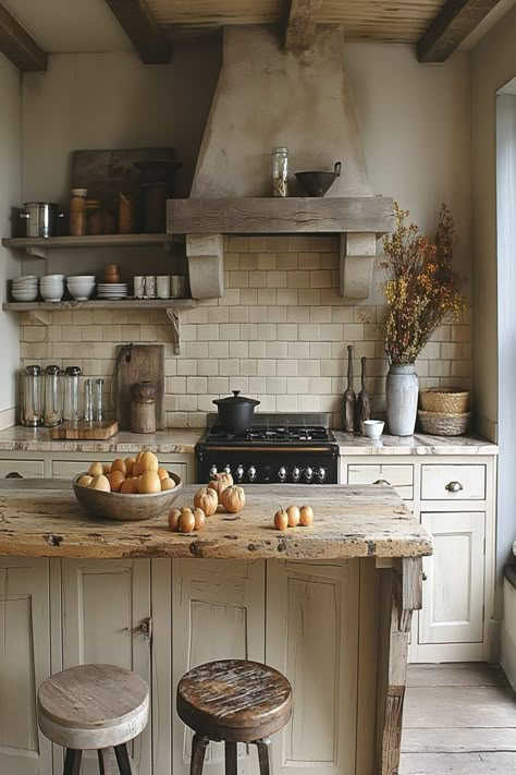 French Country Kitchen Aesthetic, French Modern Kitchen Design, French Country Farmhouse Decorating, Country Kitchen Designs Farmhouse Style, Country Homes Farmhouse, Country Kitchen Aesthetic, Soft Country Aesthetic, Country Modern Kitchen, Country Farmhouse Aesthetic