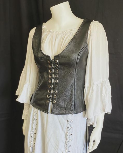 Wonderful leather clothing for the Folsom Renaissance Faire #leather #leatherwork #leathervest #leatherpants #leatherbodice #womanswear #cosplay #reniassance #pirate @celticdragonleather Leather Bodice, Celtic Dragon, Leather Clothing, Shopify Store, Holiday Inn, Leather Vest, Bags And Accessories, Custom Leather, Leather Working