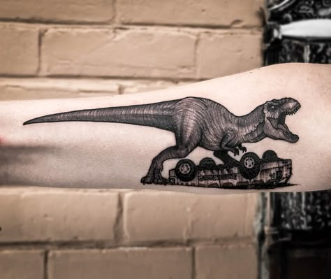 Jurassic Park Sleeve Tattoo, T Rex Tattoo Design, Jurassic Park Tattoo Ideas, Dinosaur Sleeve Tattoo, Jurassic Tattoo, Jurassic Park Tattoos, Jurrasic Park Tattoo, Rex Tattoo, Jurassic Park Tattoo