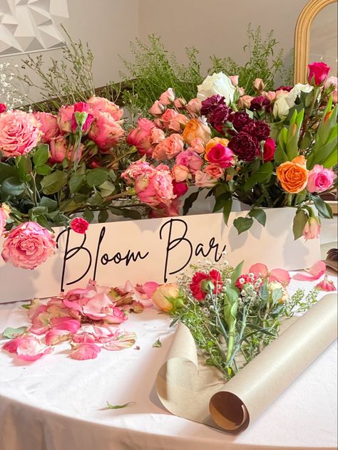 Baby In Bloom Flowers, Baby In Bloom Shower Ideas Flower Bar, Bridal Shower Bloom Bar, Bridal Shower Stations, Bloom Bar Baby Shower Ideas, Flower Bar For Bridal Shower Ideas, Flowers In Bloom Baby Shower Theme, Galentines Party Flower Bar, Bloom Theme Party Ideas