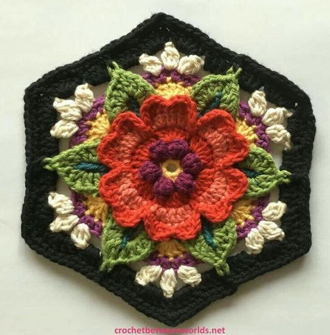 Projek Menjahit, Crocheted Flower, Crochet Hexagon, Crochet Blocks, Crochet Granny Squares, Crochet Square Patterns, Granny Squares Pattern, Crochet Mandala, Granny Square Crochet Pattern