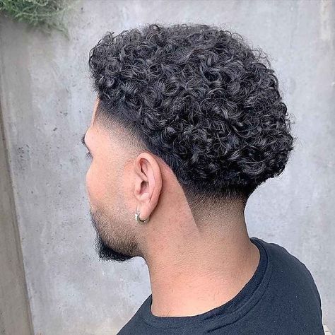 Curly Hair Taper, Curly Taper Fade, Blowout Haircut, Mid Fade Haircut, Fade Haircut Curly Hair, Taper Fade Curly Hair, Low Taper Fade Haircut, Toddler Hair Styles, Drop Fade Haircut