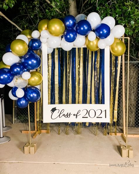 Reunion Party Decorations, Farewell Party Ideas School Decoration, School Leavers Party Ideas, Graduation Ceremony Decorations Stage, Graduation Party Ideas Blue And Gold, Boys Grad Party Ideas, Blue Grad Party Decorations, 2024 Graduation Party Ideas For Boys, School Farewell Theme Ideas