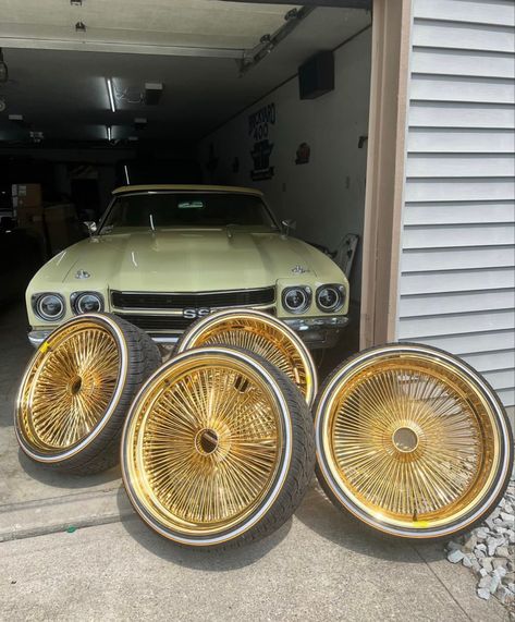 Gold Rims Wheels, Dayton Wheels, Dayton Rims, Chevy Caprice Classic, Boondocks Drawings, Pepsi Man, Chill Wallpaper, Chevy Caprice, Donk Cars