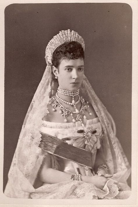 Tsarina Maria Fyodorovna in court gown. 1880s. Russian Royalty, Maria Feodorovna, Grand Duchess Olga, Alexandra Feodorovna, House Of Romanov, Queen Alexandra, Tsar Nicholas Ii, Court Dresses, Tsar Nicholas