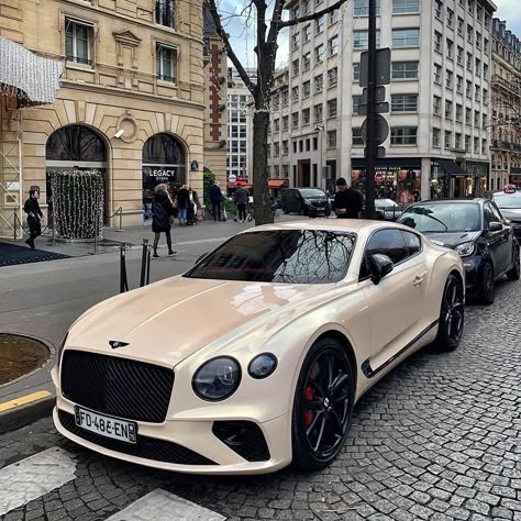 Luxe Plug on Instagram: “Bentley Continental GT🤩 Tag someone that needs to see this!🥂 Follow @luxeplug for more! - - 📸 @tim.spot | #Luxeplug ________ #car…” Top Luxury Cars, Mercedes Sl, Lux Cars, Dodge Challenger Srt, Bentley Car, Continental Gt, Bentley Continental Gt, Future Cars, Fancy Cars