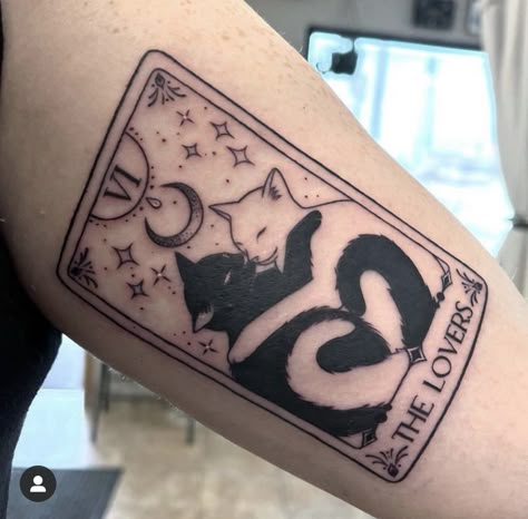 Huntress Tattoo, Cute Halloween Tattoos, Kitty Tattoos, Black And White Tattoo, Tarot Card Tattoo, Tarot Tattoo, Card Tattoo Designs, Black Cat Tattoos, Tattoos For Lovers