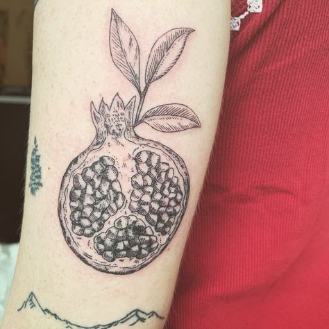 Black Pomegranate Tattoo, Fruit And Veggie Tattoo, Pomegranate Tattoo Meaning, Tiny Pomegranate Tattoo, Pomegranate Tattoo Black And White, Small Pomegranate Tattoo, Pomagranet Tattoo Simple, Traditional Pomegranate Tattoo, Pomegranate Tattoo Simple