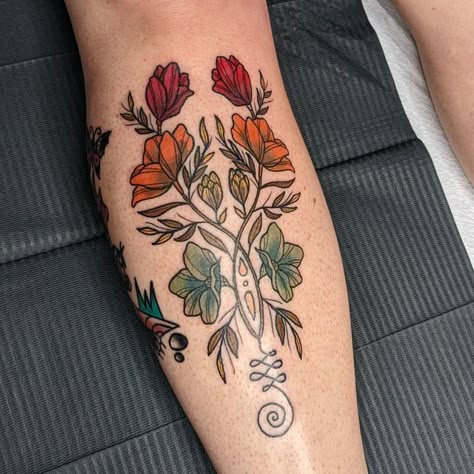 Colourful Forearm Tattoo, Neo Traditional Fantasy Tattoo, Folk Art Floral Tattoo, American Traditional Tattoo Color Palette, Tattoo Colour Palette, Colored Traditional Tattoo, Neo Traditional Floral Tattoo, Hippie Flower Tattoos, Feminine American Traditional Tattoos