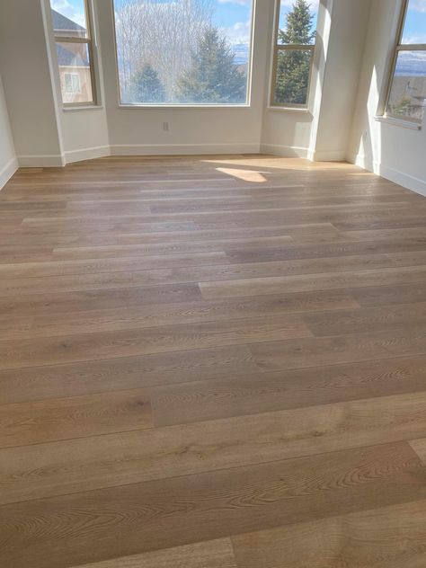 Faux Parquet, Tan Wood Floors, Flooring Aesthetic, Wood Flooring Aesthetic, Aesthetic Flooring, Wood Floors Bedroom, Aesthetic Floor, Light Brown Flooring, Bedroom Wooden Floor