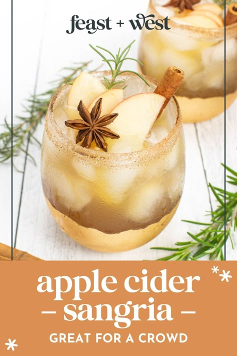 Winter Sangria Recipes White, Fall Sangria Recipes White, Christmas Apple Cider, Spiced Sangria, Winter Sangria Recipes, Apple Cider Sangria Recipe, Fall Sangria Recipes, White Sangria Recipe, Bourbon Apple Cider