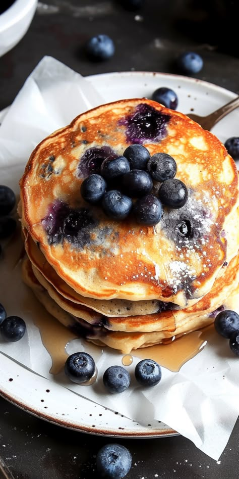 Blueberry Pancakes [20 Minutes] - Chasety Blueberry Muffin Pancakes, Pancakes With Fruit Aesthetic, Blueberry Pancake Aesthetic, Different Kinds Of Pancakes, Blueberry Pancakes Aesthetic, Breakfast In Bed Recipes, Breakfast Pancakes Aesthetic, Summer Pancakes, Blueberries Pancakes