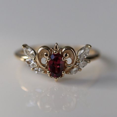 Red Quince, Pink Wedding Rings, Queen Rings, Quince Ideas, Morganite Engagement Ring, Pretty Rings, Fantasy Jewelry, Dream Jewelry, Pretty Jewellery