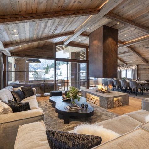 Ski Chalet Interior, Luxury Chalet Interior, Open Plan Bathrooms, Chalet Interior Design, Modern Chalet, Luxury Chalet, Chalet Interior, Chalet Design, Luxury Ski Chalet