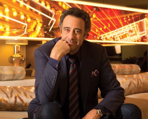 Brad Garrett, Mgm Grand Las Vegas, Everybody Love Raymond, Las Vegas Clubs, Mgm Grand, Night At The Museum, Christopher Robin, A Bug's Life, Comedy Club