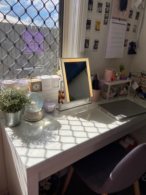 Vanity And School Desk, Tidying Up Aesthetic, Tidy Aesthetic Room, Desk Vanity Aesthetic, Tidy Bedroom Aesthetic, Tidy Room Aesthetic, Vanity Desk Aesthetic, Dorm Vanity, Tidy Desk