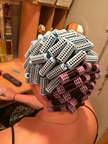 Short Womens Hair, Small Hair Rollers, New Perm, Rollers Hair, Curly Perm, Womens Hair, Roller Set, Hair Rollers, Hair Curlers