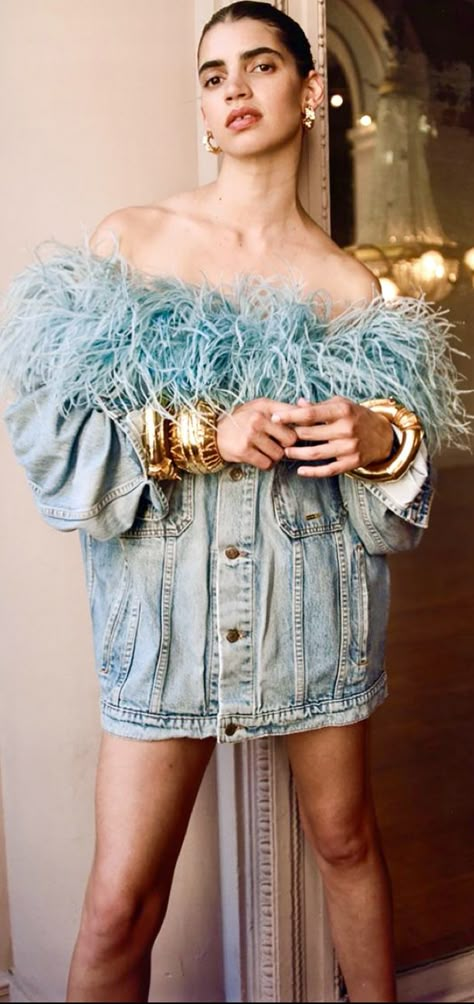 Feather Outfit, Denim On Denim, Upcycled Fashion, Upcycled Denim, Denim Mini Dress, Ostrich Feathers, Looks Chic, Fashion Streetwear, Designer Style