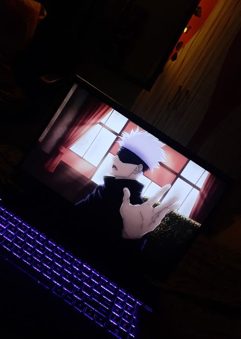 Anime On Laptop Aesthetic, Gojo Aesthetic, Anime Pc, Watching Anime, Flower Iphone Wallpaper, Ghost Photos, Anime Lover, Anime Family, Fake Pictures