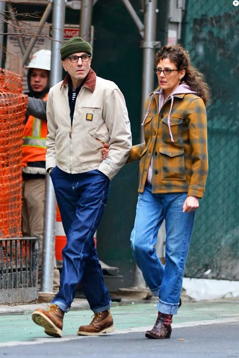 Daniel Day Lewis, Rebecca Miller, Couples Style, Daniel Day, Day Lewis, Outfits Hombre, Mens Outfit Inspiration, Winter Outfits Men, Work Jacket