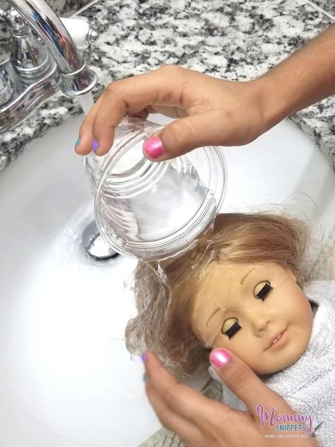 Fix Doll Hair Diy, How To Make Doll Hair Soft Again, Detangling Doll Hair, My Life Doll Hairstyles, How To Wash Doll Hair, How To Fix Doll Hair Tangled, How To Straighten Barbie Doll Hair, Easy Doll Hairstyles, How To Detangle Doll Hair