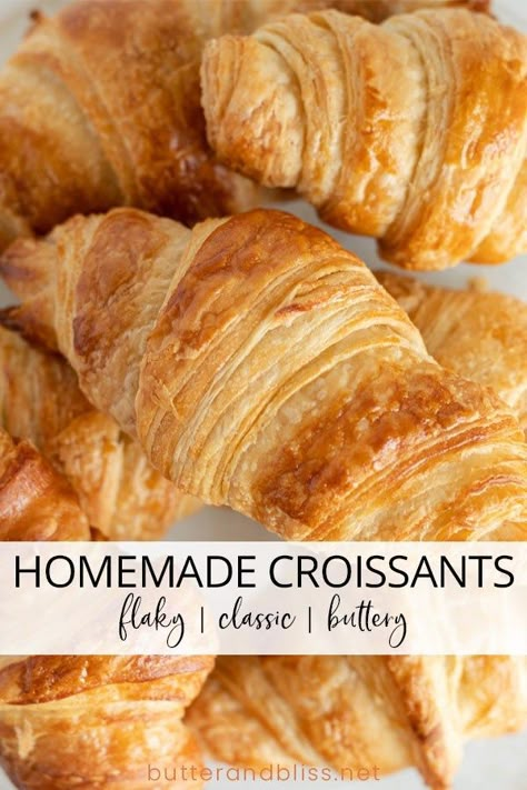 Homemade Classic Croissants | A recipe breakfast croissants that are flaky, buttery, and go perfect with a cup of coffee or fresh jam! ButterandBliss.net | #homemadecroissants #croissants #breakfastcroissants Crossant Recipes, Butter Croissant, Pudding Chia, Homemade Croissants, Croissant Recipe, Homemade Bread Recipes Easy, Homemade Bread Recipes, Easy Butter, French Recipes