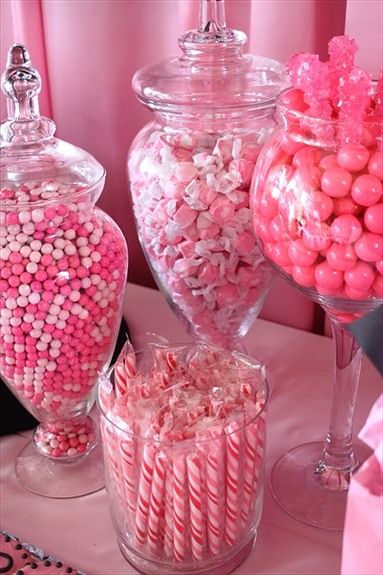 Pink candy buffet. Pink Sweets, Tout Rose, Pink Passion, Pink Bridal Shower, Pink Foods, Pink Stuff, Pink Pink Pink, Pink Things, Rose Bonbon