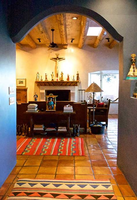 Interiors - Hays Builders in Santa Fe, New Mexico Santa Fe New Mexico Homes, New Mexico Aesthetic Home, Santa Fe Style Homes Interiors, Santa Fe Fireplace, Santa Fe Aesthetic, Adobe Home Interior, Adobe House Interior, Santa Fe Living Room, Mountain Cabin Kitchen