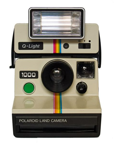 Old school polaroid camera, I use to get the biggest kick outta this... waiting for it to develop Polaroid One Step, Photo Polaroid, Old Cameras, Vintage Polaroid, Polaroid Camera, Instant Camera, Vintage Cameras, Blast From The Past, Good Old Days