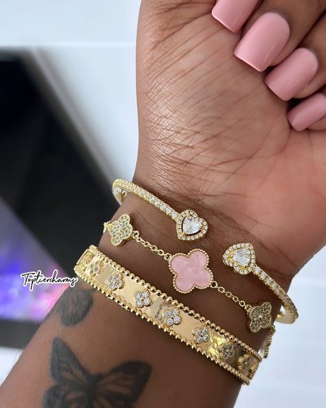 I love a pretty bracelet stack 😍 this gold and pink is everything! View our SOS ♡ Set on toptiercharms.com 🔗 @toptiercharms Gold Jewelry Stack Bracelet, Gold And Pink Bracelet, Jewelry Stack Ideas, Pink Bracelet Stack, Gold Jewelry Stack, Cute Gold Jewelry, Pink And Gold Jewelry, Pretty Stacks, Bracelet Stack Ideas